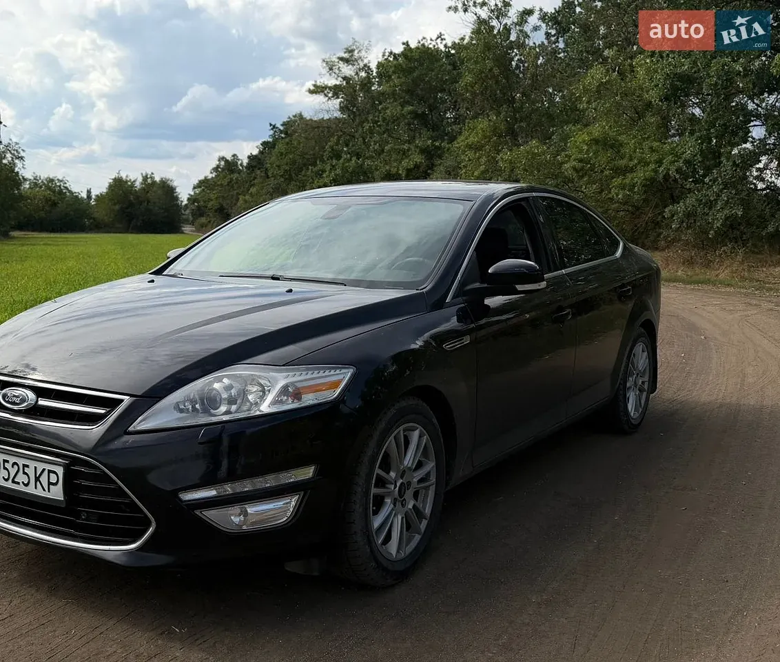 Ford Mondeo 2011 photo 2