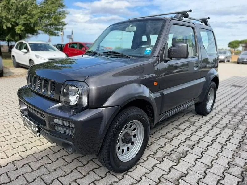 Suzuki Jimny 2012 photo 2
