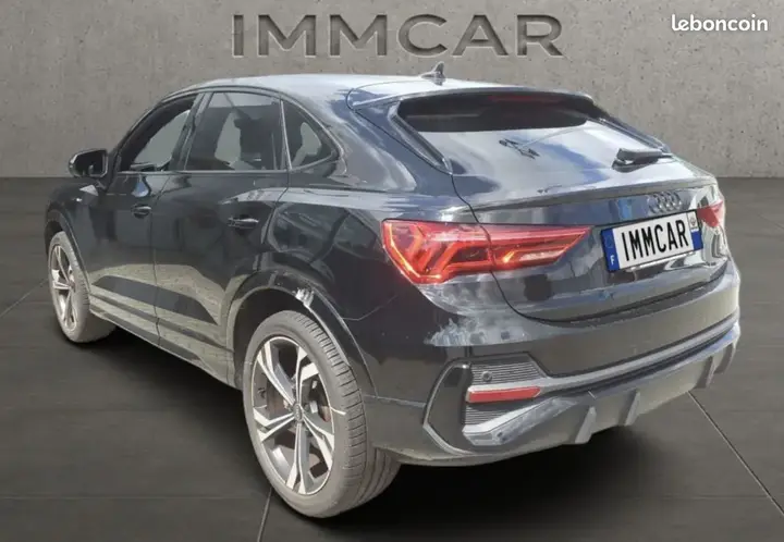 Audi Q3 2022 photo 3