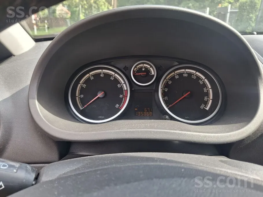 Opel Corsa 2010 photo 3