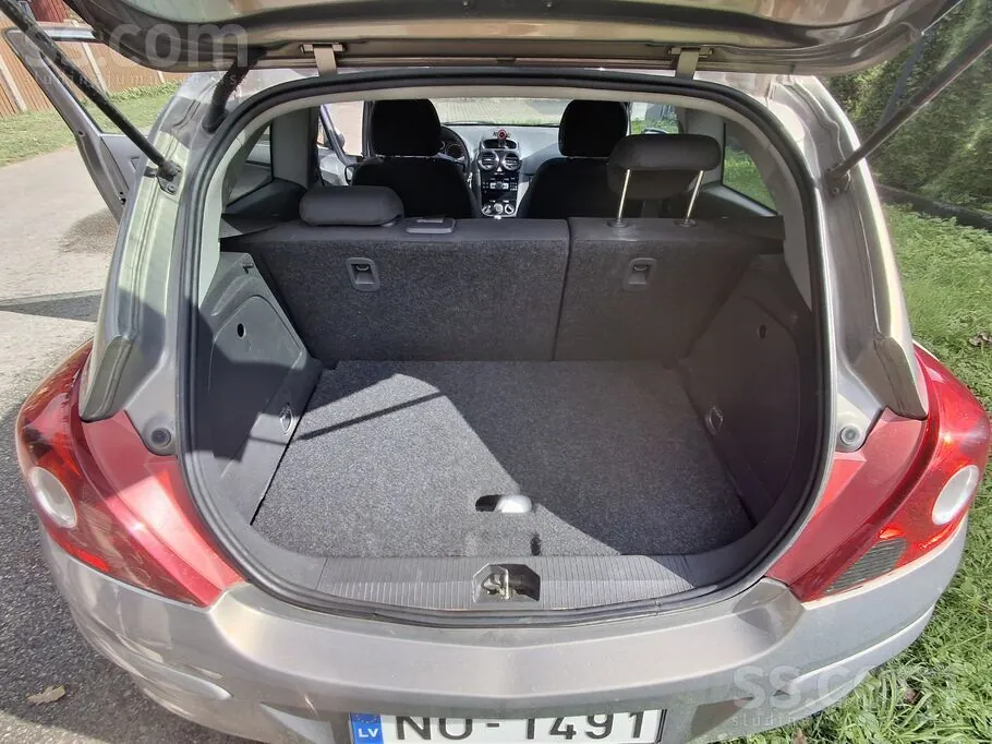 Opel Corsa 2010 photo 4