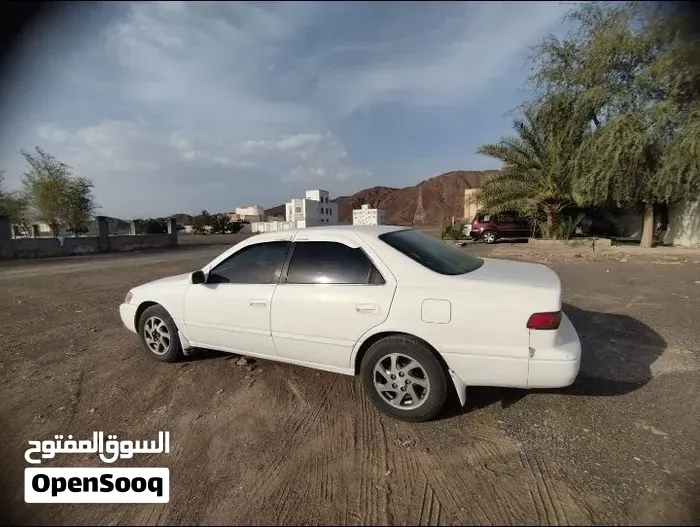 Toyota Camry 1999 photo 2