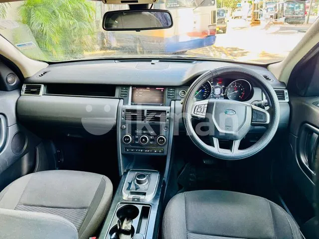 Land Rover Discovery Sport 2018 photo 3