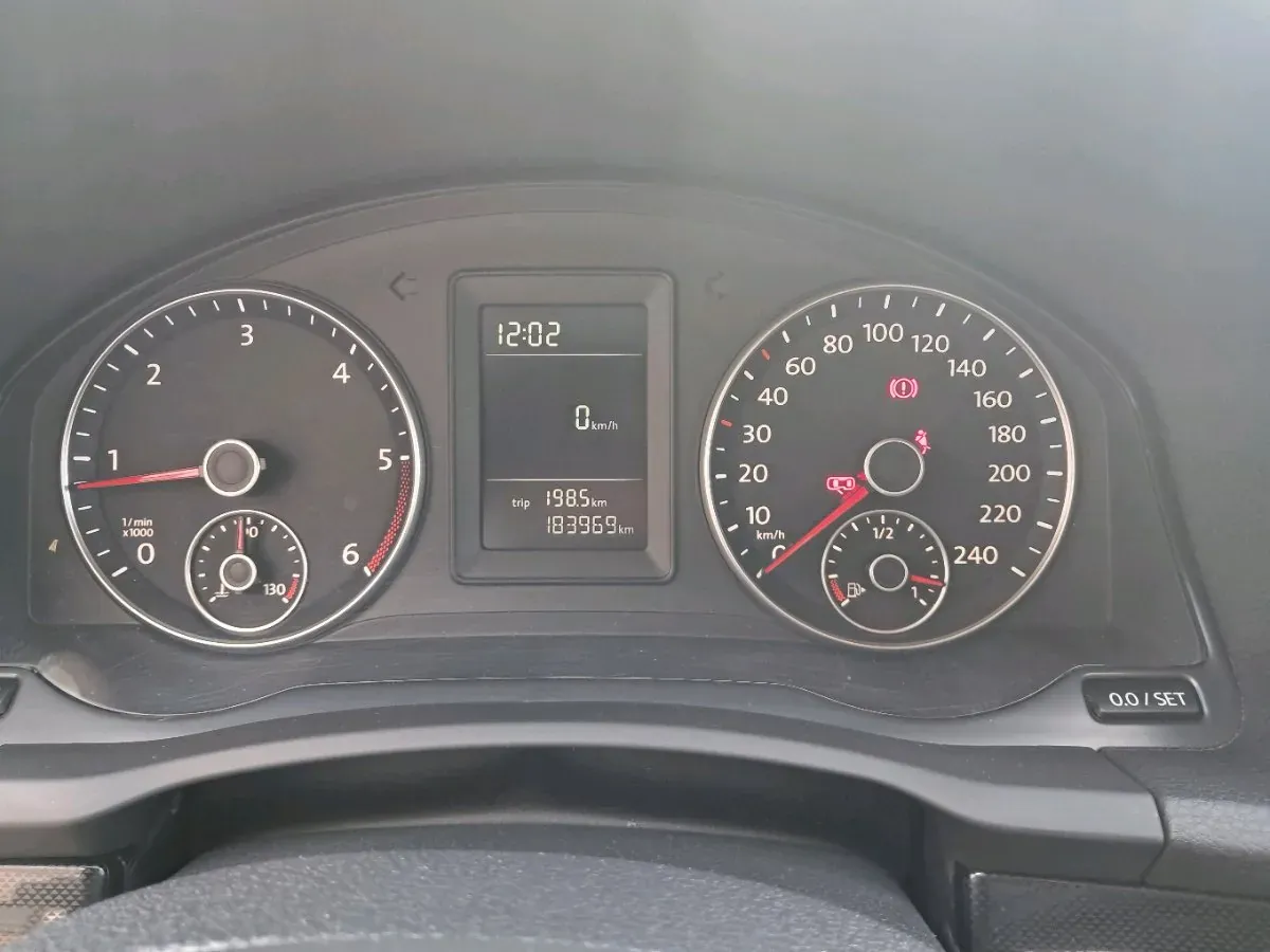Volkswagen Jetta 2010 photo 3