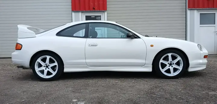 Toyota Celica 1995 photo 3