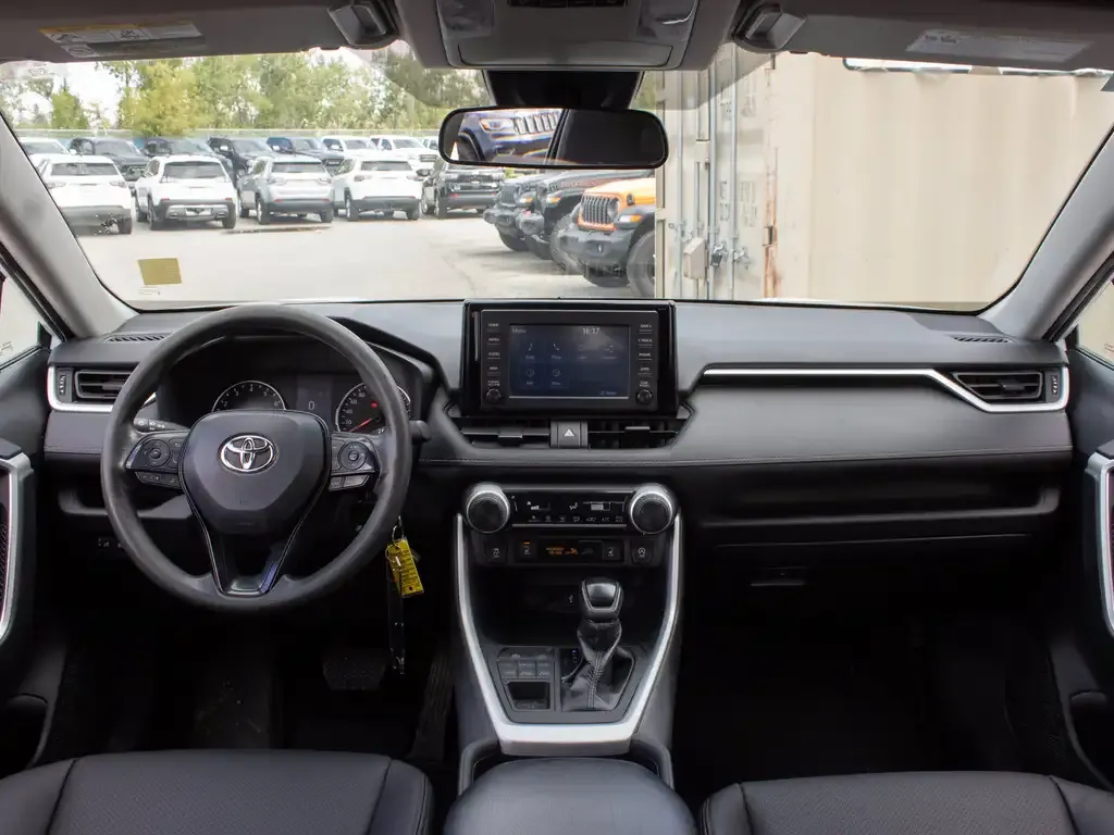 Toyota Rav4 2022 photo 3