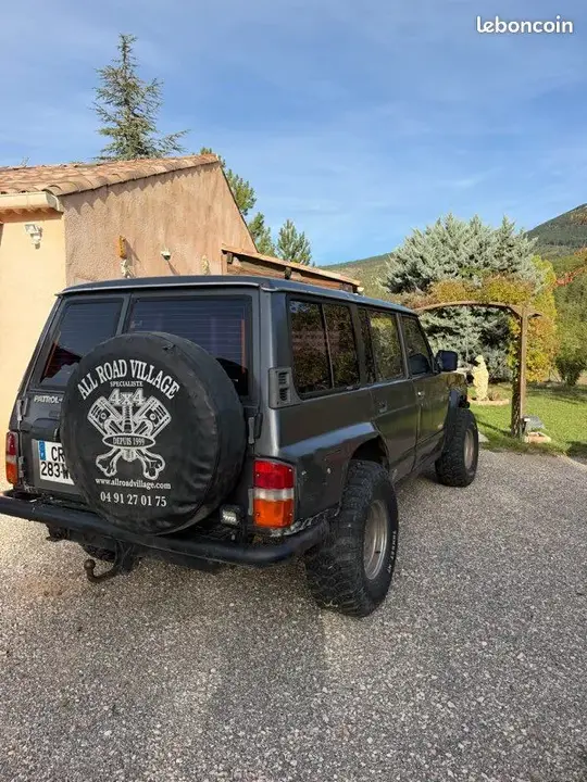 Nissan Patrol 1992 photo 3