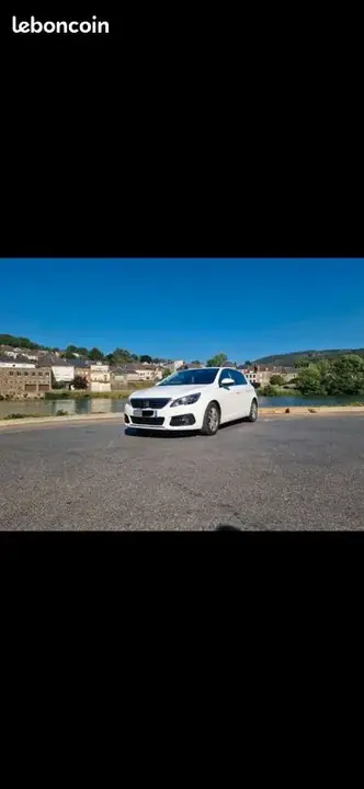 Peugeot 308 2017 photo 2
