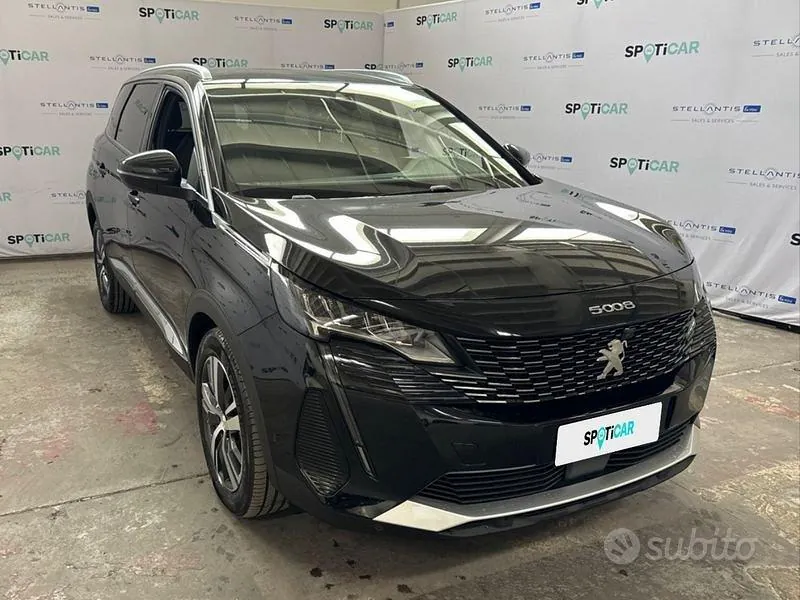 Peugeot 5008 2023 photo 5