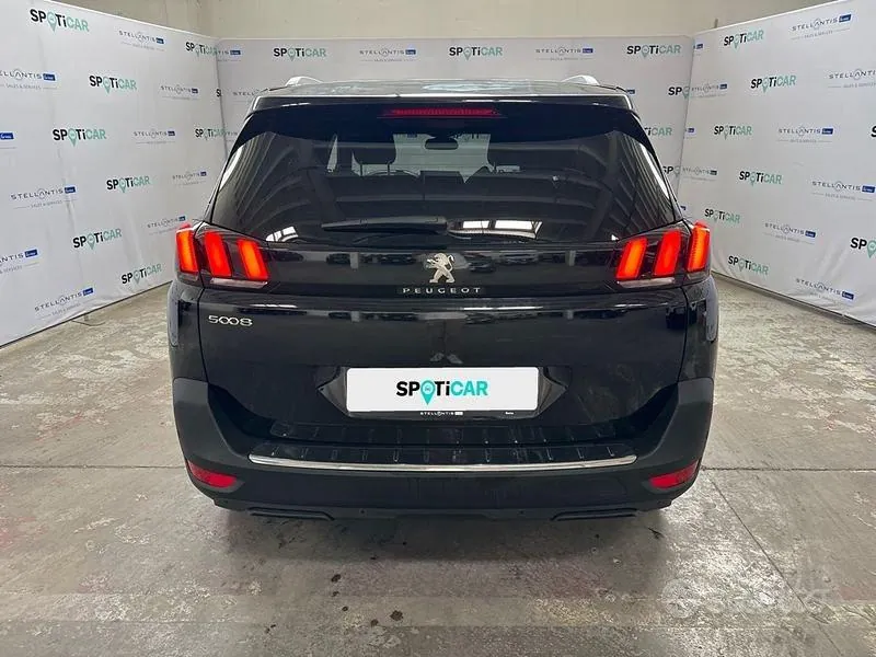 Peugeot 5008 2023 photo 4