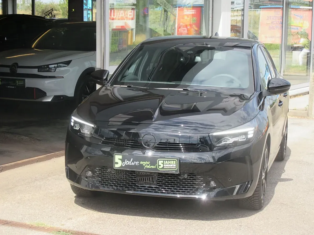 Opel Corsa 2024 photo 2