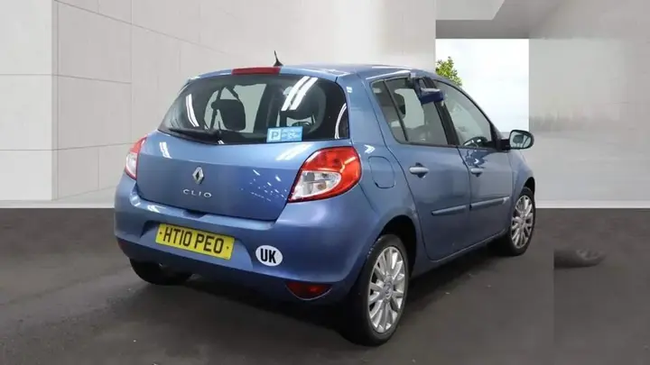 Renault Clio 2010 photo 4