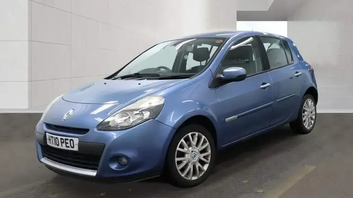 Renault Clio 2010 photo 2