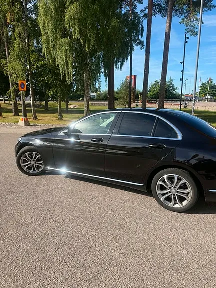 Mercedes-Benz C220 D 2015 photo 4