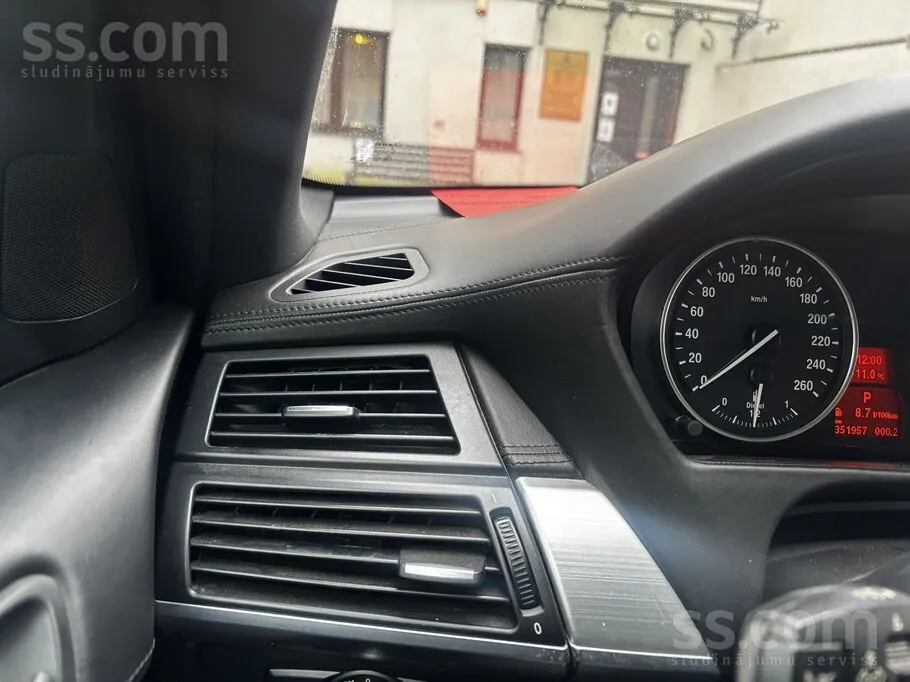 BMW X5 2012 photo 3