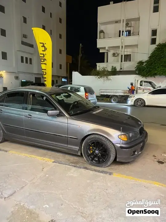 BMW 3 Series 2004 photo 2