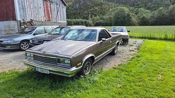 Chevrolet El Camino 1983 photo 2