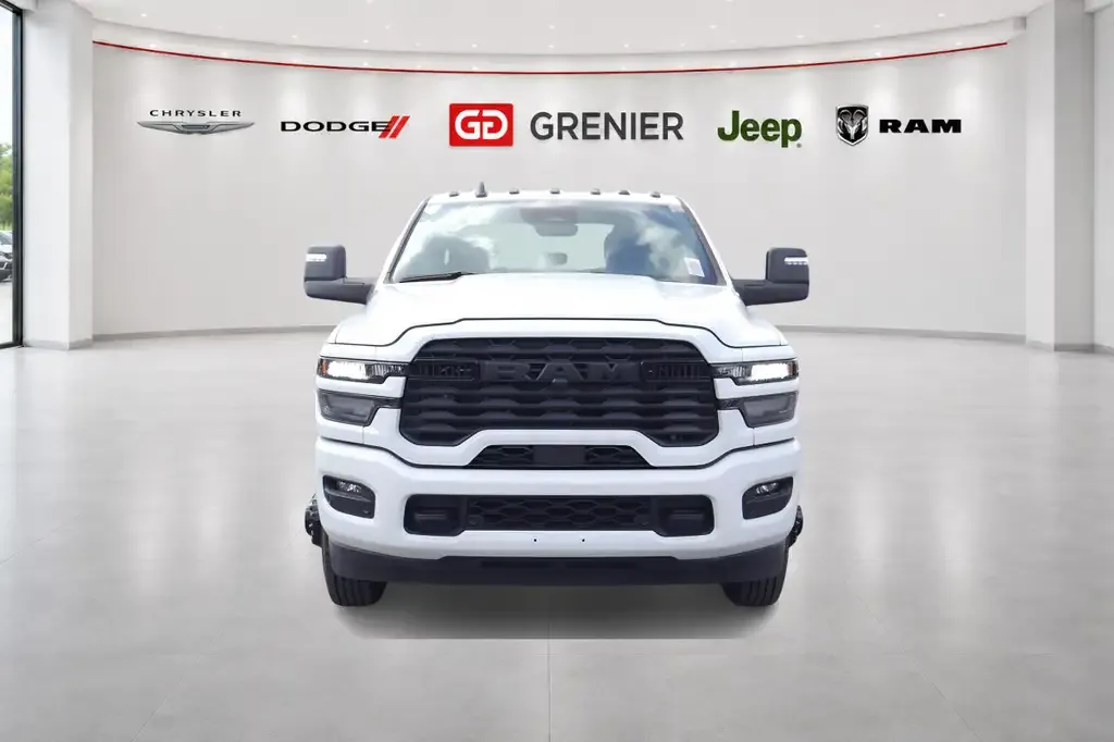 Ram 3500 2026 photo 2