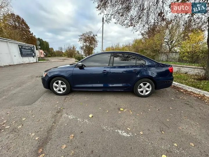 Volkswagen Jetta 2013 photo 4