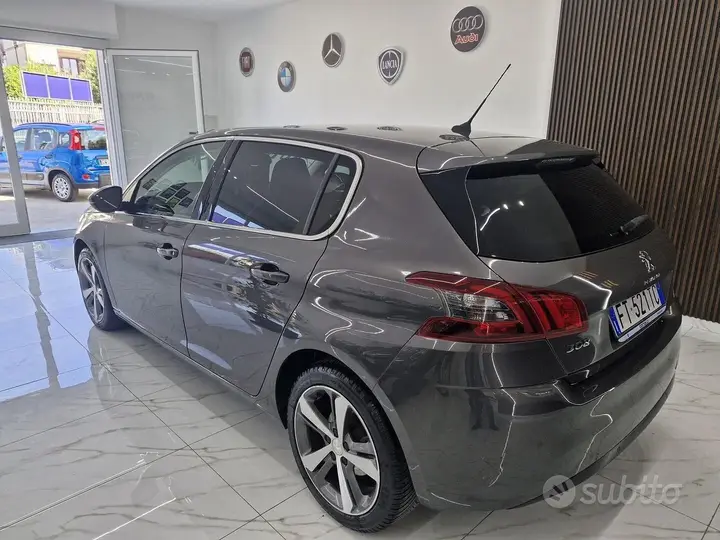 Peugeot 308 2018 photo 5