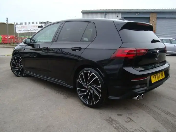 Volkswagen Golf 2021 photo 2