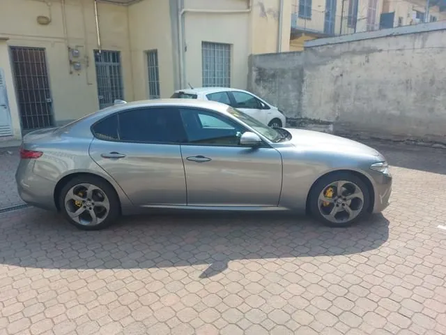 Alfa Romeo Giulia 2020 photo 4