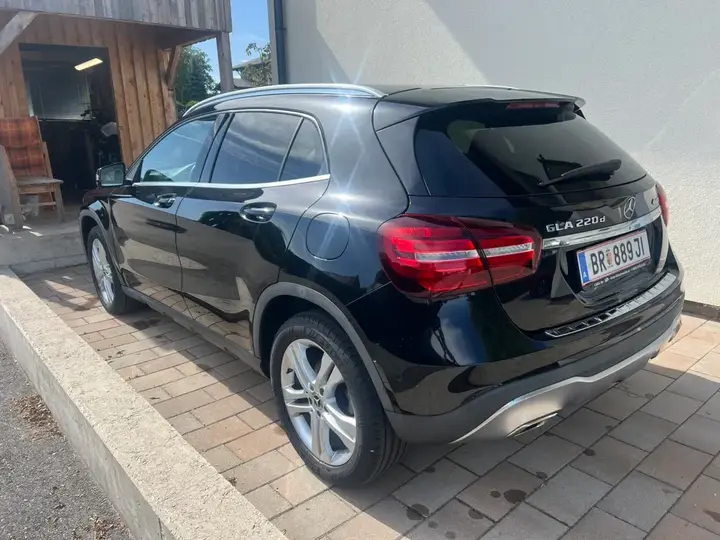 Mercedes-Benz Gla 2019 photo 3