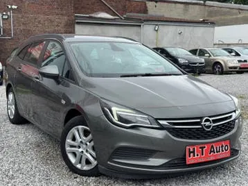 Opel Astra 2017 photo 2