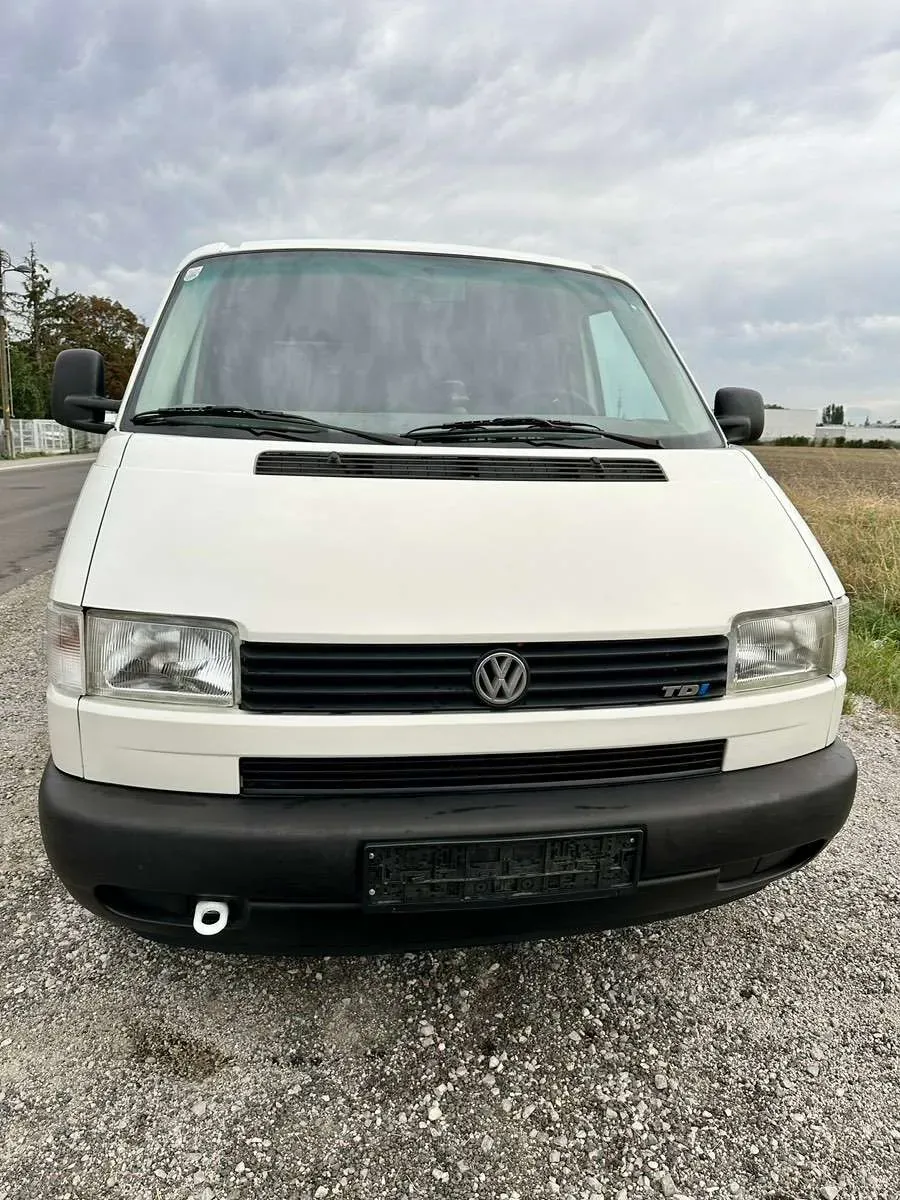 Volkswagen T4 2001 photo 2