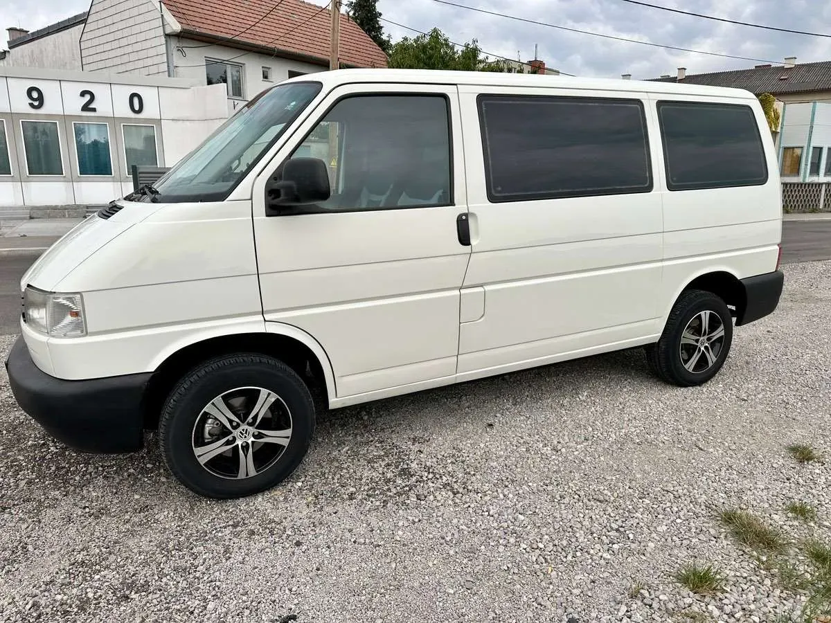 Volkswagen T4 2001 photo 3