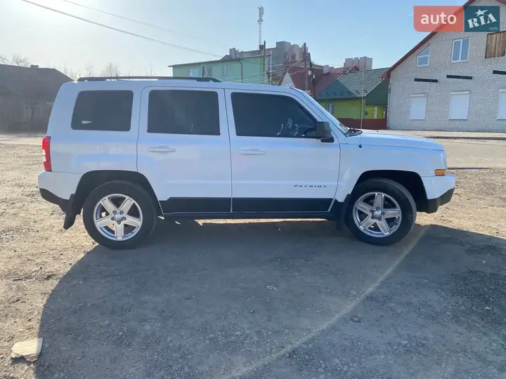 Jeep Patriot 2014 photo 4