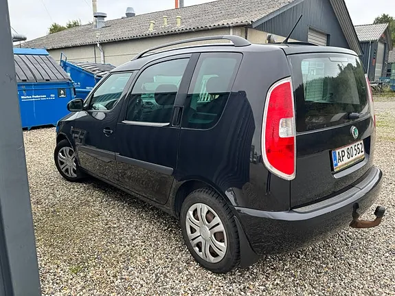 Skoda Roomster 2012 photo 4