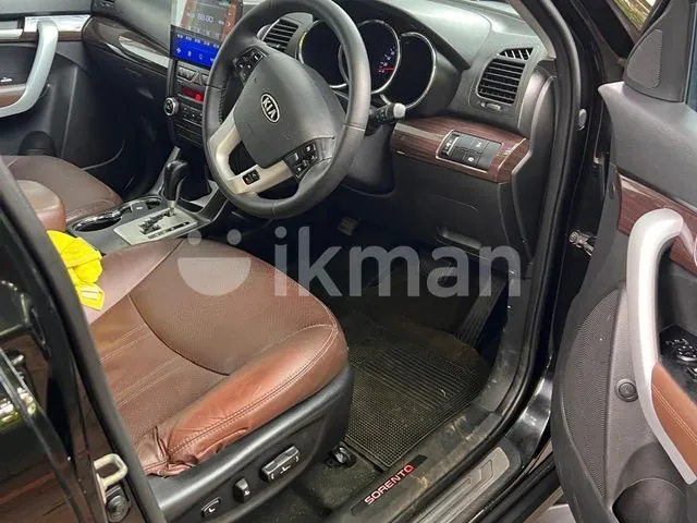 Kia Sorento 2011 photo 4