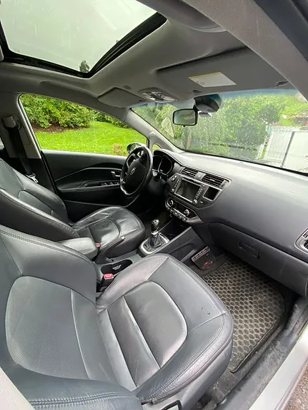 Kia Rio 2012 photo 4