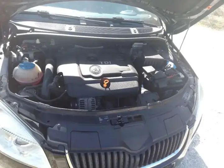 Skoda Fabia 2008 photo 3