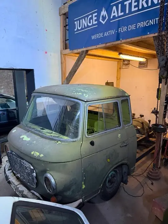 Barkas B1000