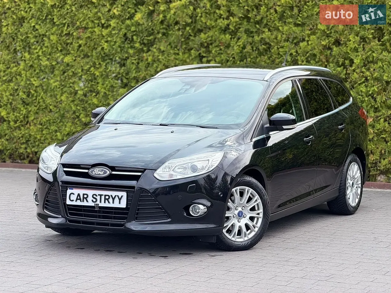Ford Focus 2013 photo 2