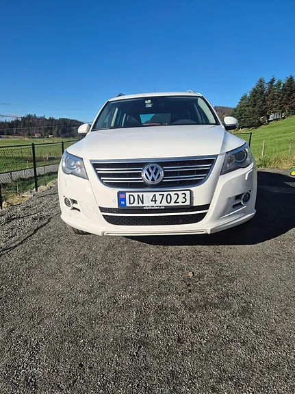 Volkswagen Tiguan 2011 photo 3
