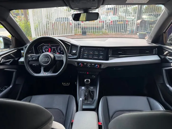 Audi A1 2019 photo 2