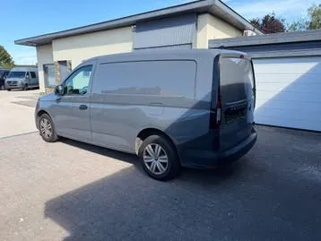 Volkswagen Caddy Maxi 2021 photo 2