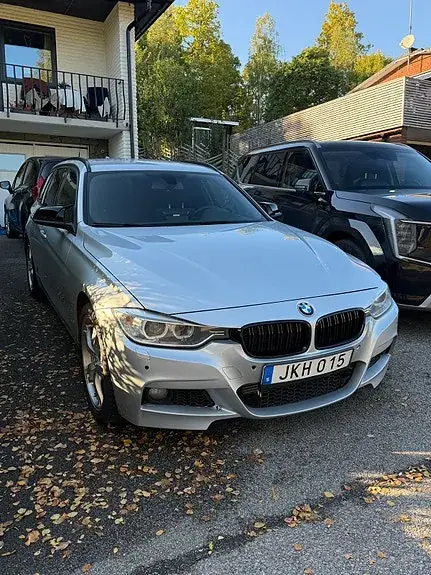 BMW 320D 2013 photo 2