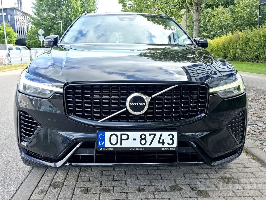 Volvo Xc60 2023 photo 2