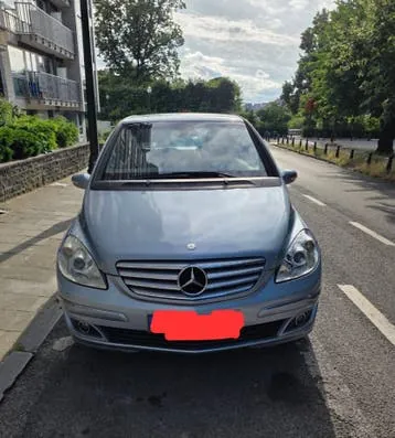 Mercedes-Benz B200