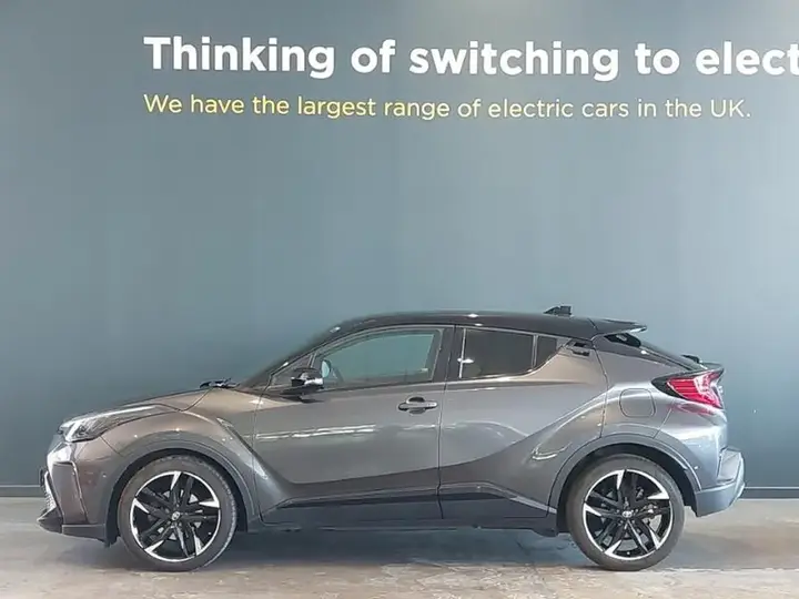Toyota C-Hr 2023 photo 4