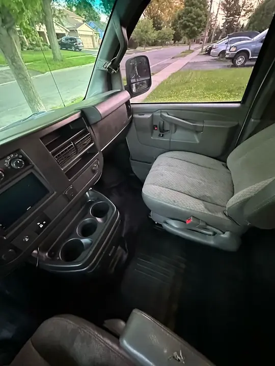 Chevrolet Express 2016 photo 3