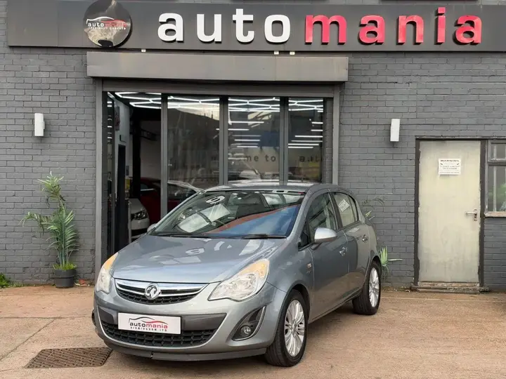 Vauxhall Corsa 2011 photo 3