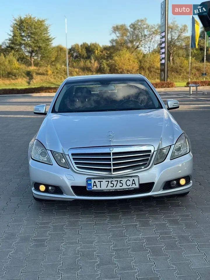 Mercedes-Benz E-Class 2010 photo 5
