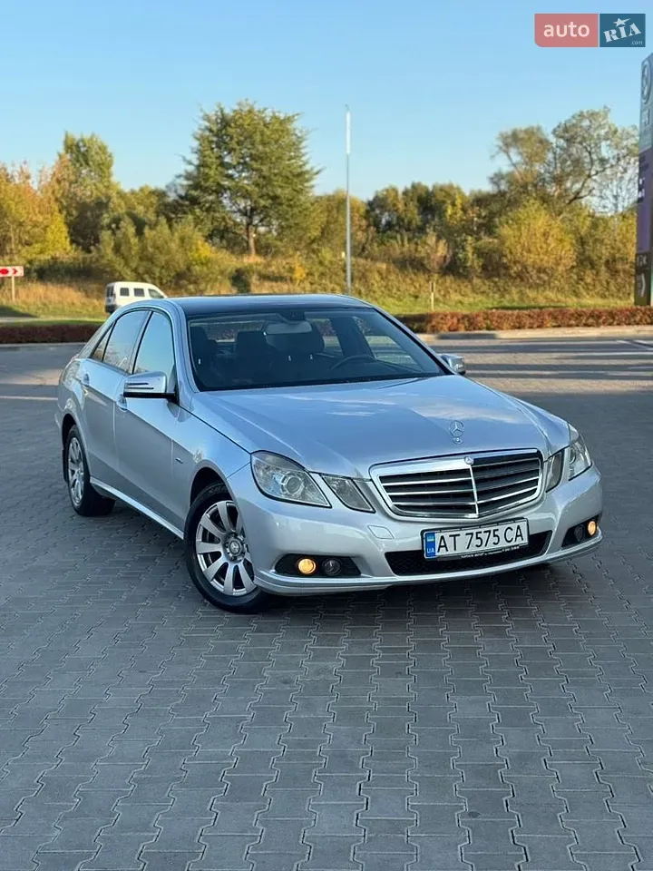 Mercedes-Benz E-Class 2010 photo 2