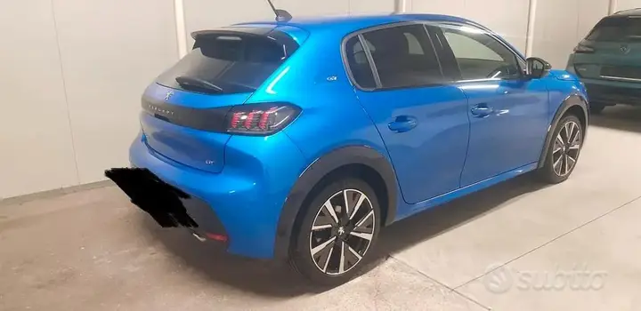 Peugeot 208 2022 photo 2