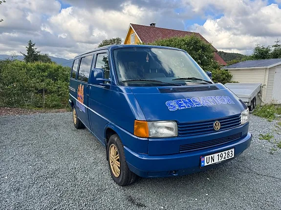 Volkswagen Caravelle 1996 photo 2